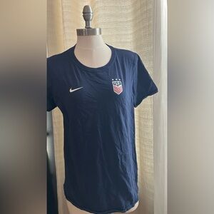 Women’s Nike USA National Soccer Team Navy Blue Shirt Athletic Cut Fan T-Shirt